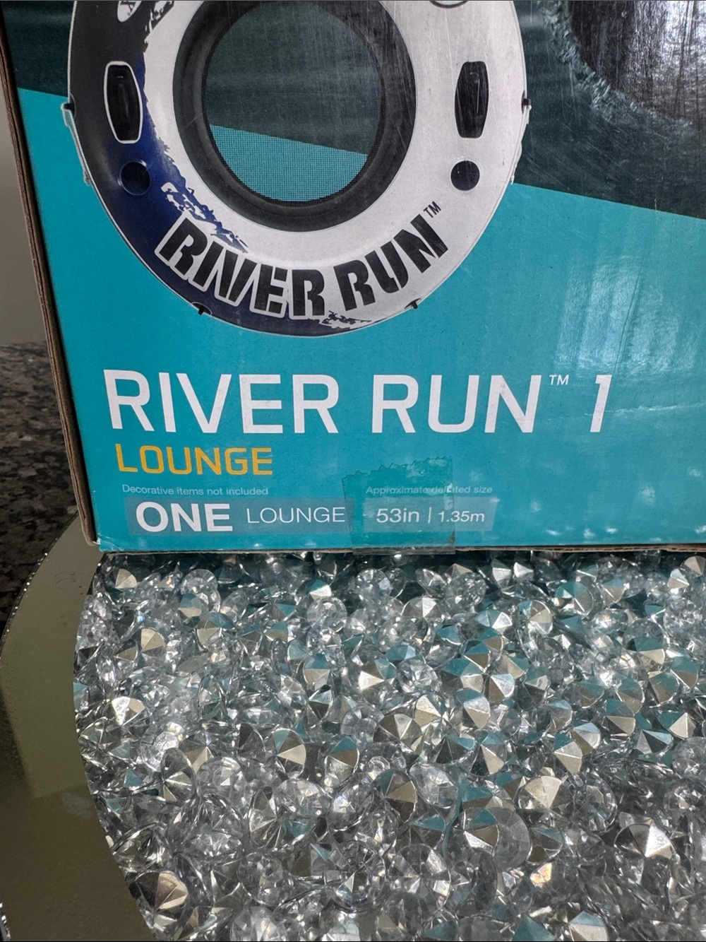 Intex River Run Swim Lounge – Blue/White NEW - Picture 2 of 8